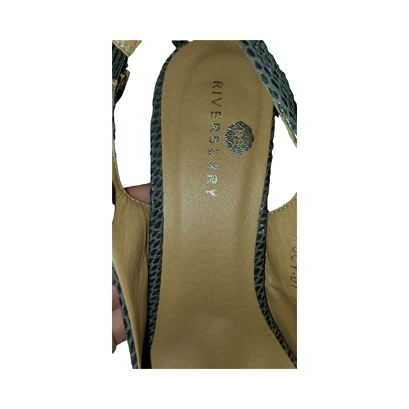 Riverberry GREY SLING BACK PUMPS - Picture 4 of 5